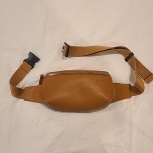 Monos Metro Sling Cognac